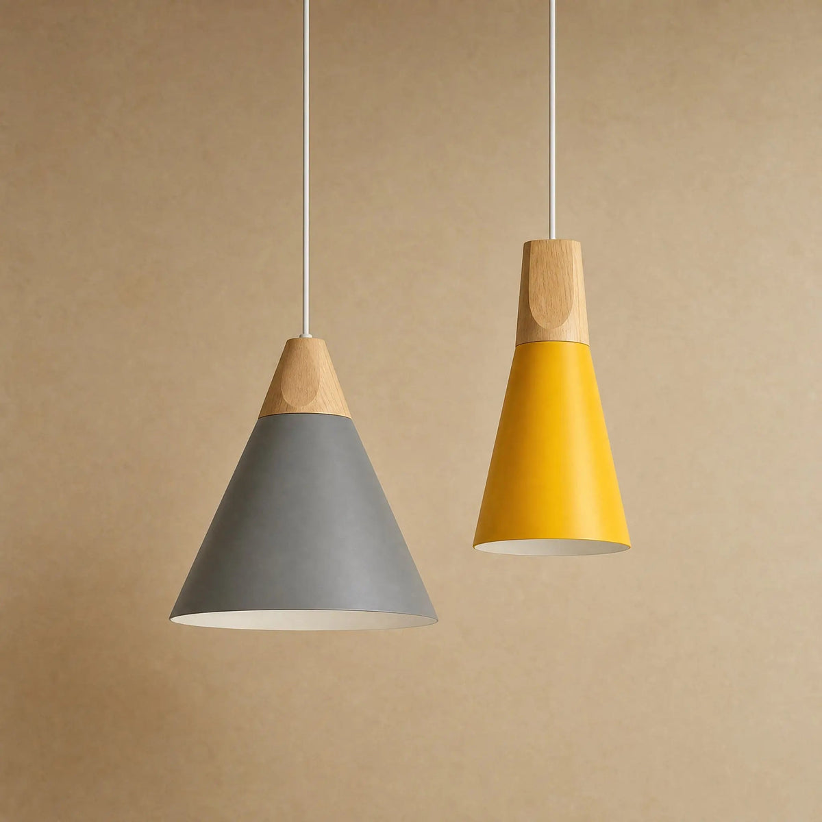 Suspension Scandinave - Cône Bois et Macaron