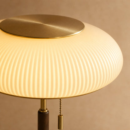 Lampe Vintage - Soucoupe Opaline Nervurée